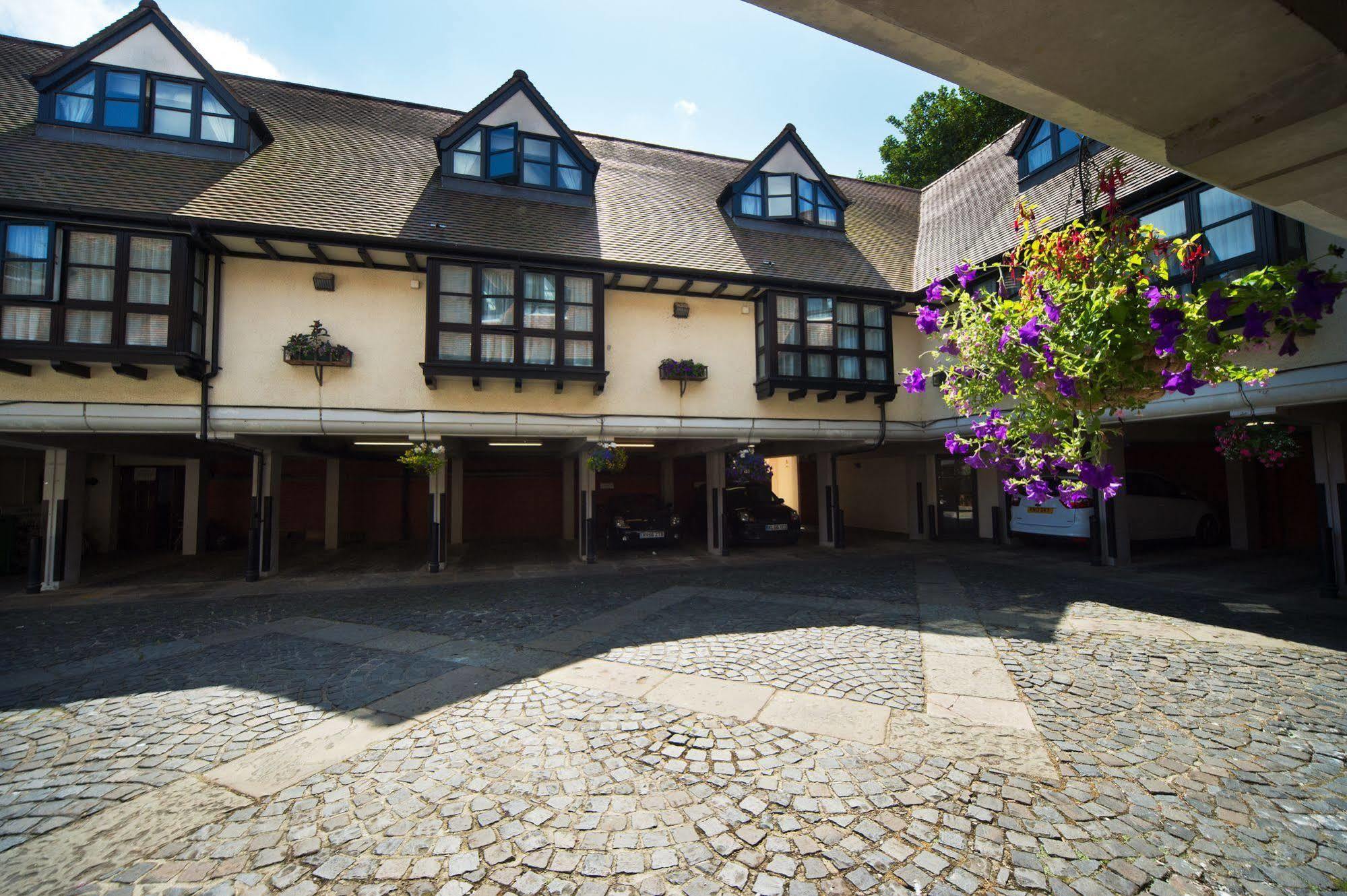 Villiers Hotel Buckingham Buitenkant foto